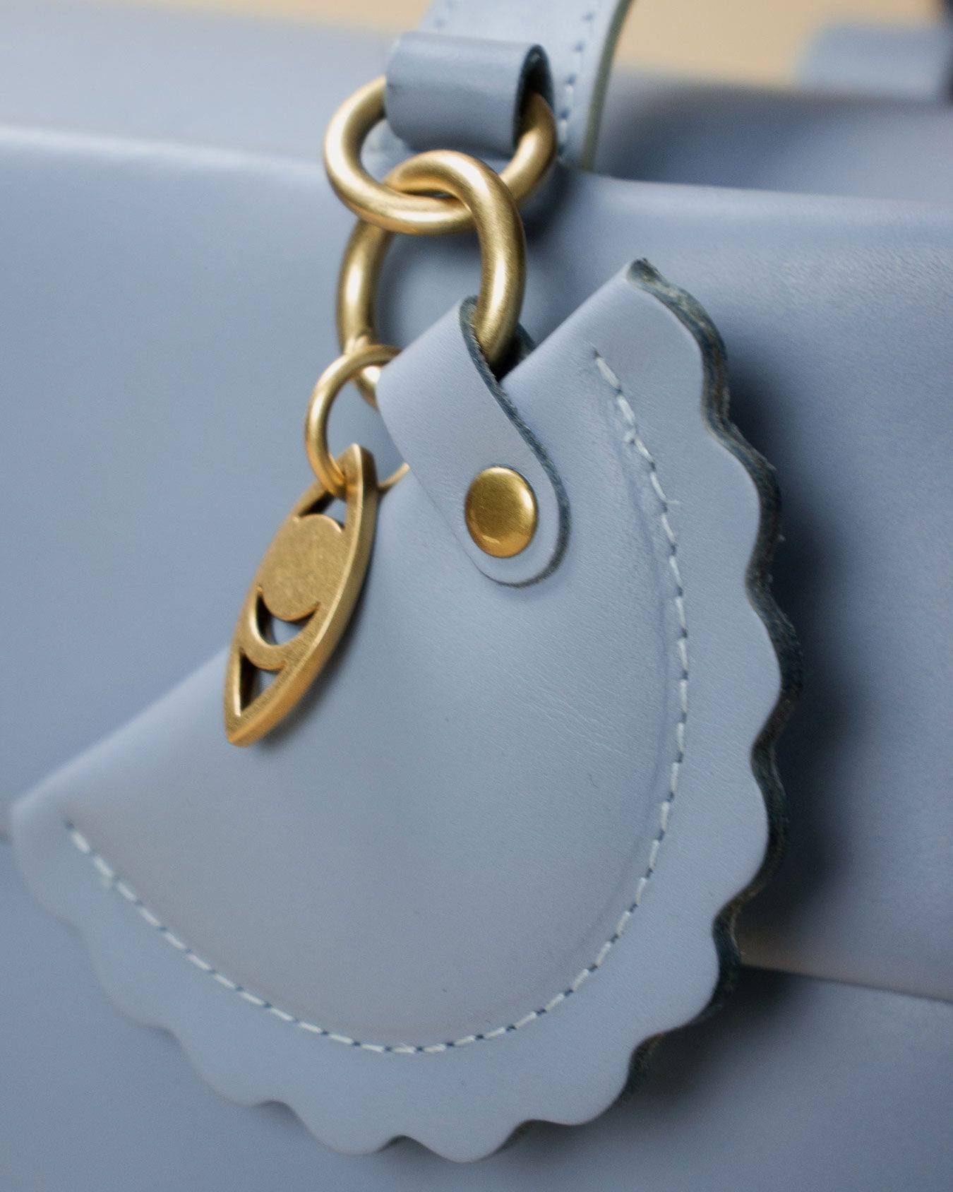 ravjul bag charm / mist blue