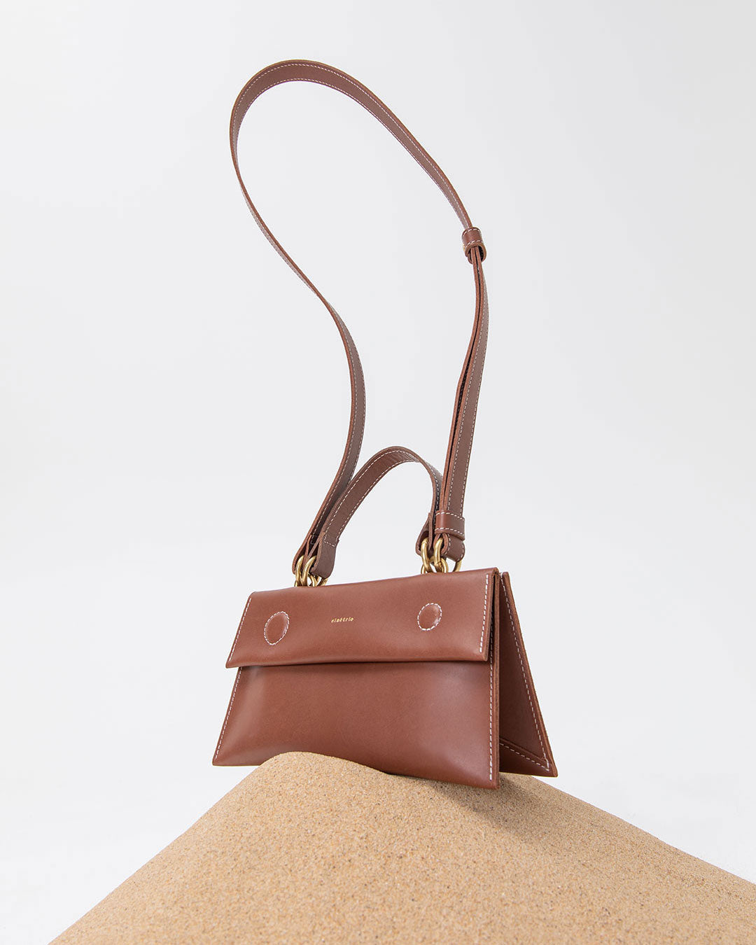 simetrie petit bay bag / red rock