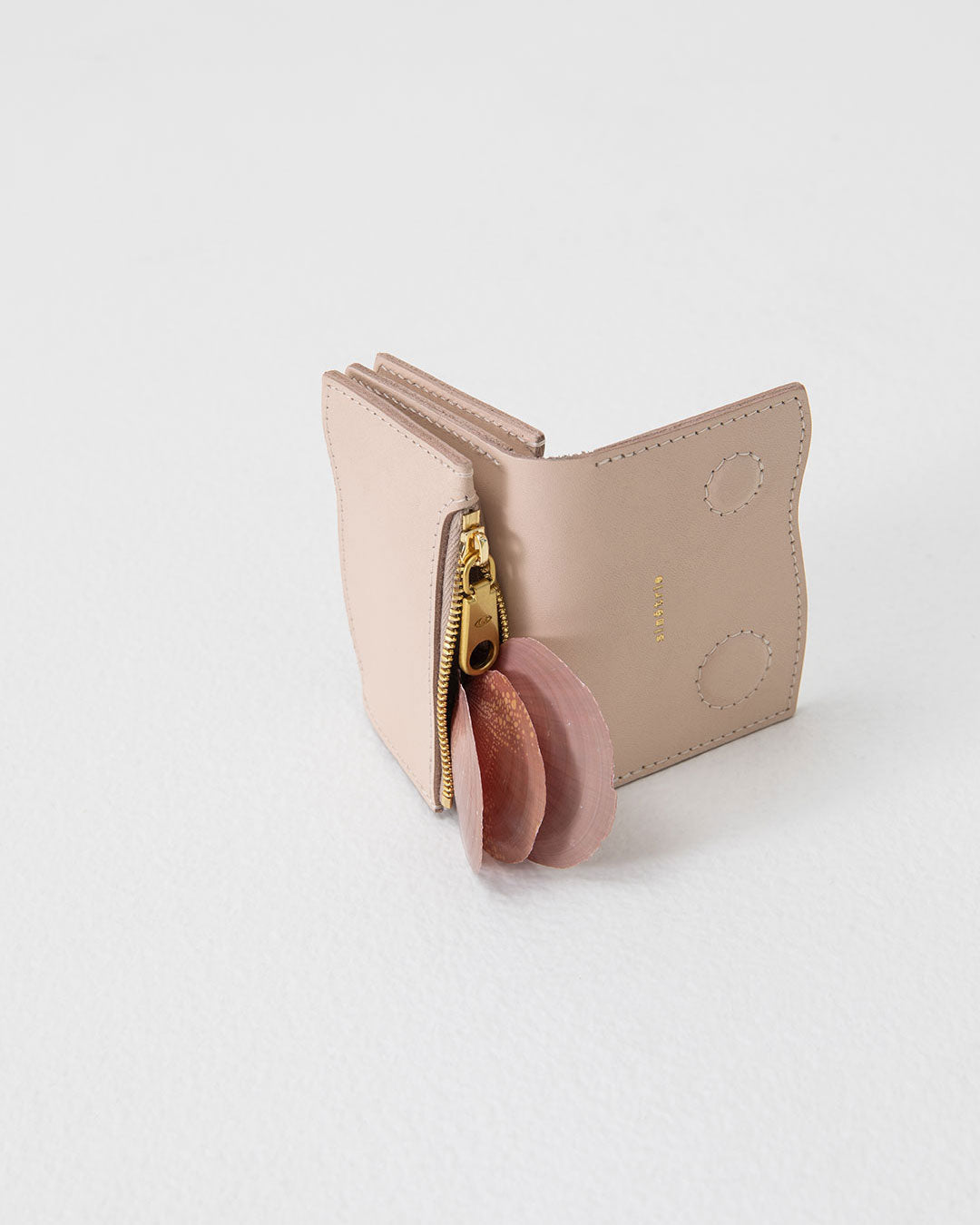 simetrie pisces wallet / shell