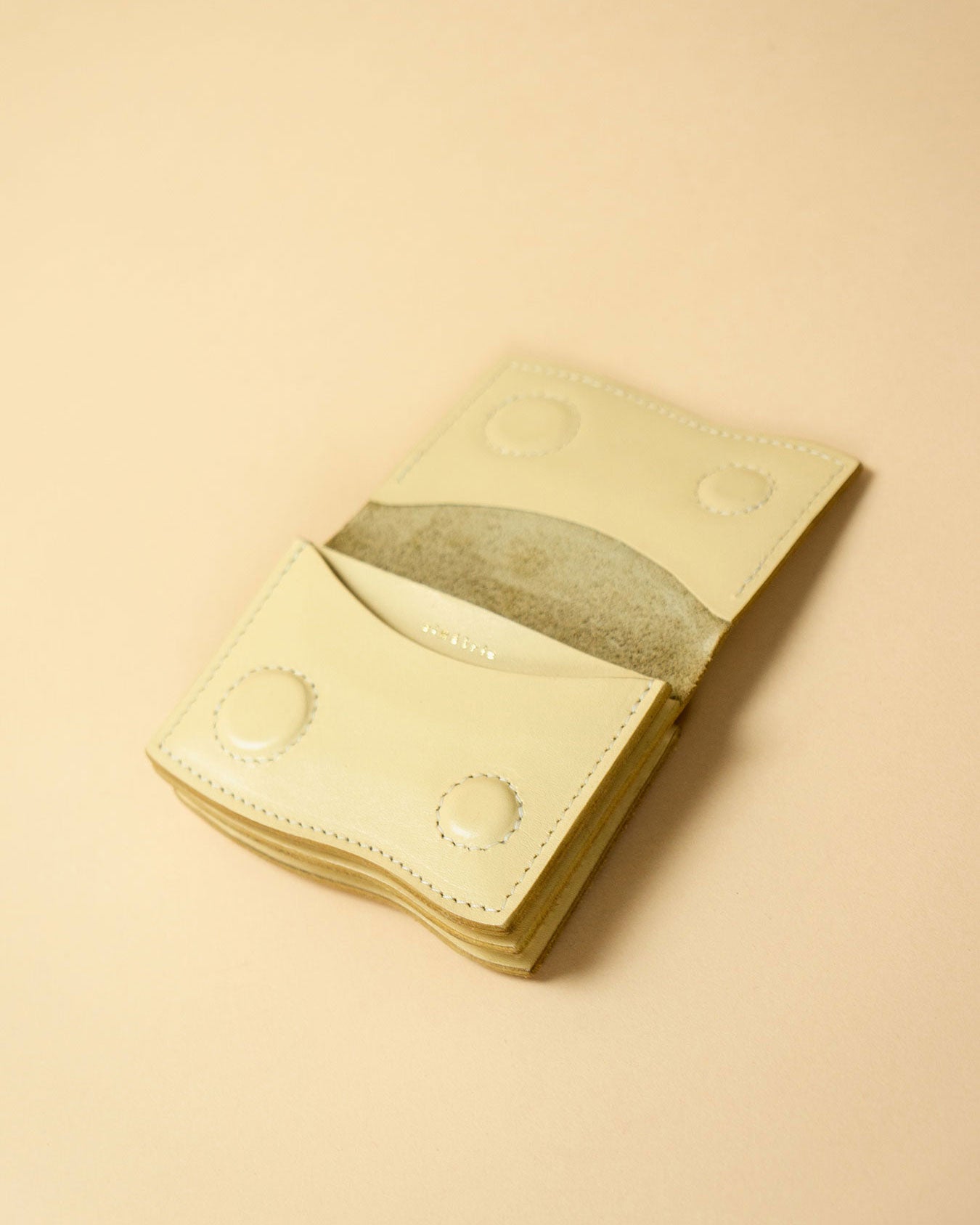 pisces wallet / wheat