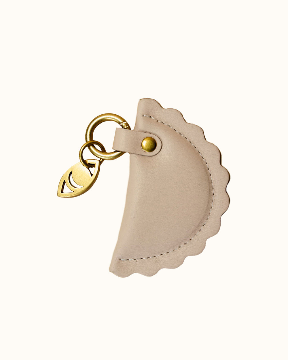 Ravjul Bag Charm / Shell | simétrie