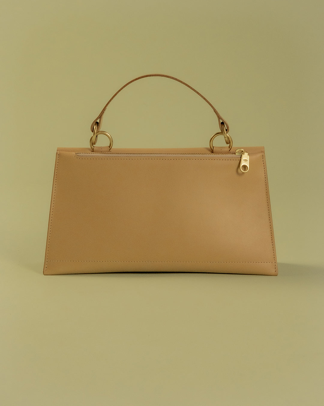 bay bag / almond