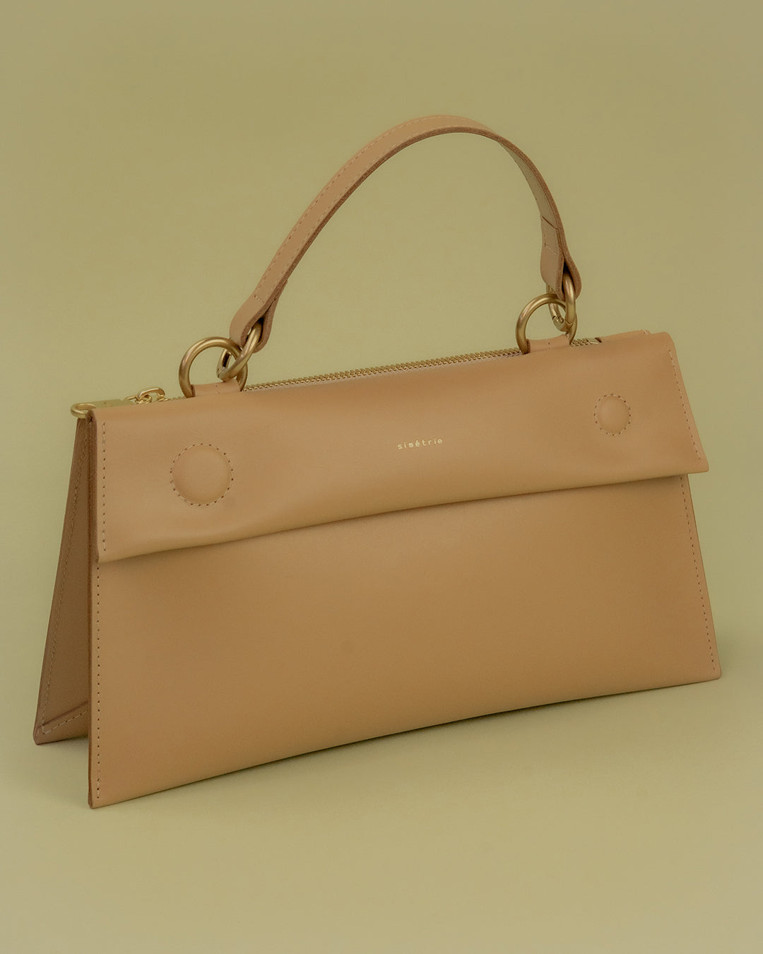 bay bag / almond