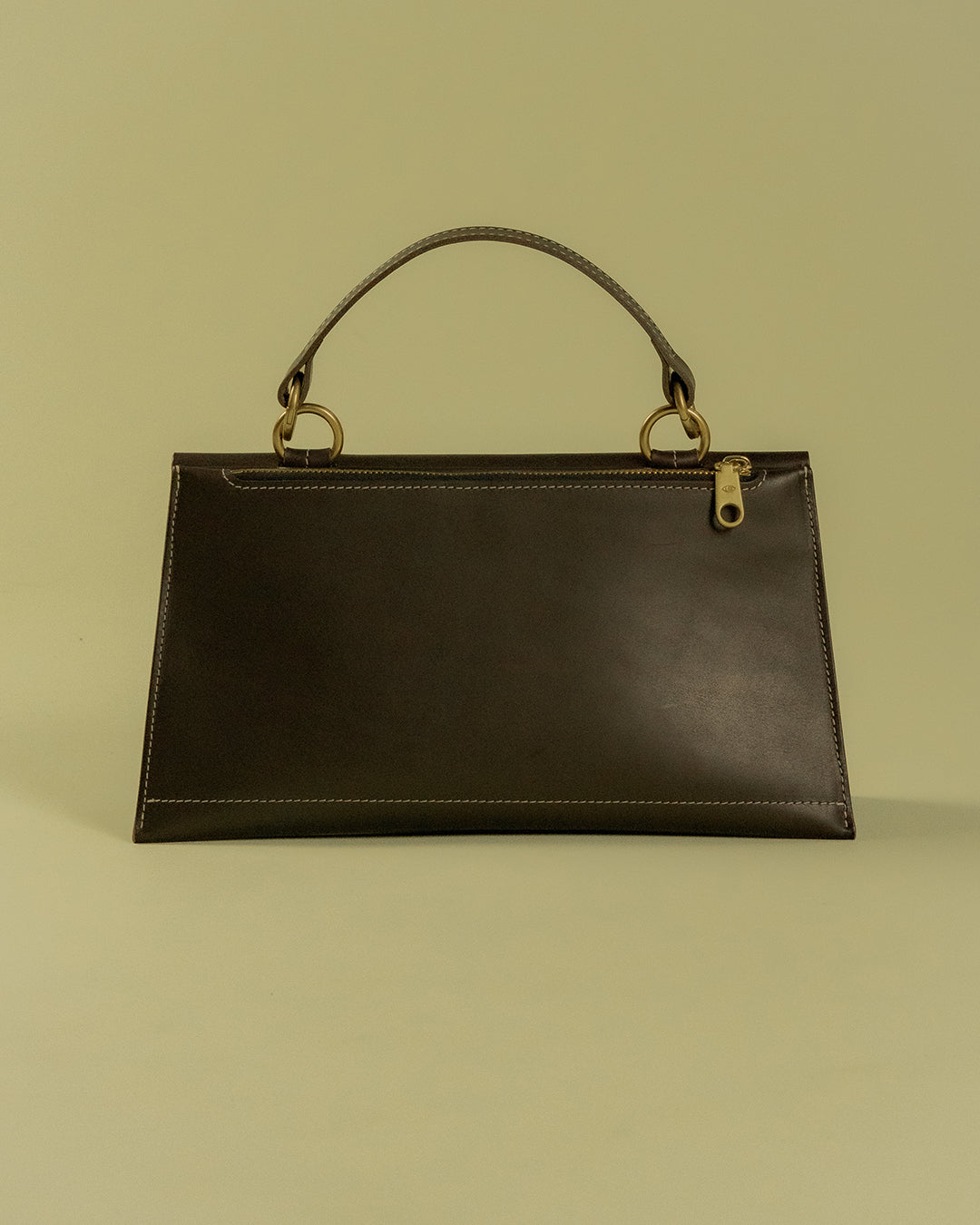 bay bag / peppercorn