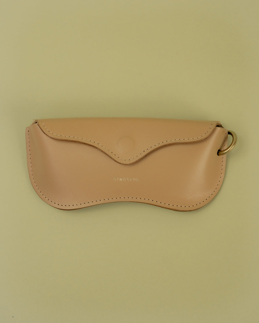 figura oculare case / almond