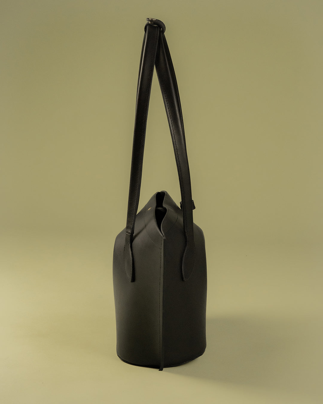 petit figura tote / black rock