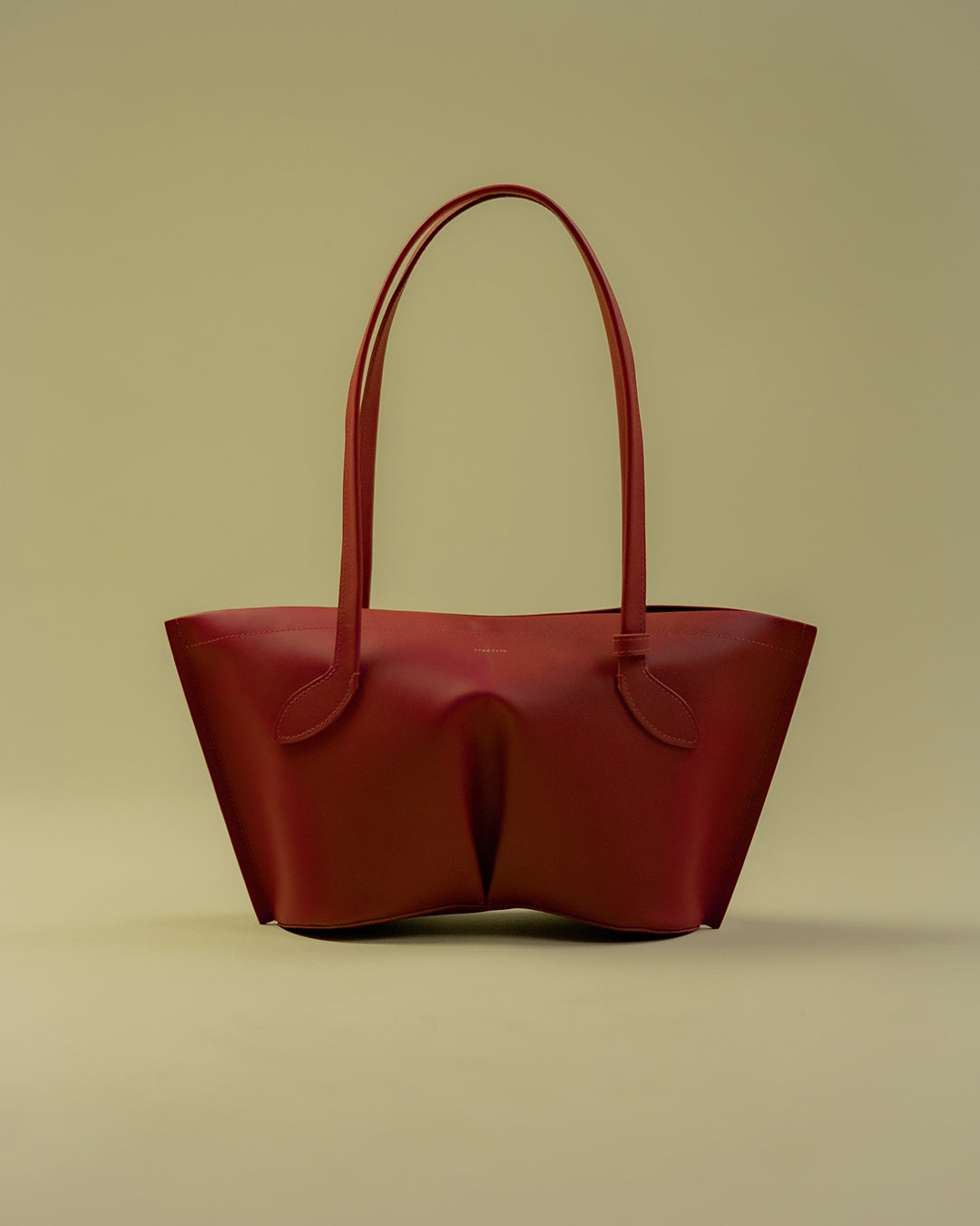 petit figura tote / passata