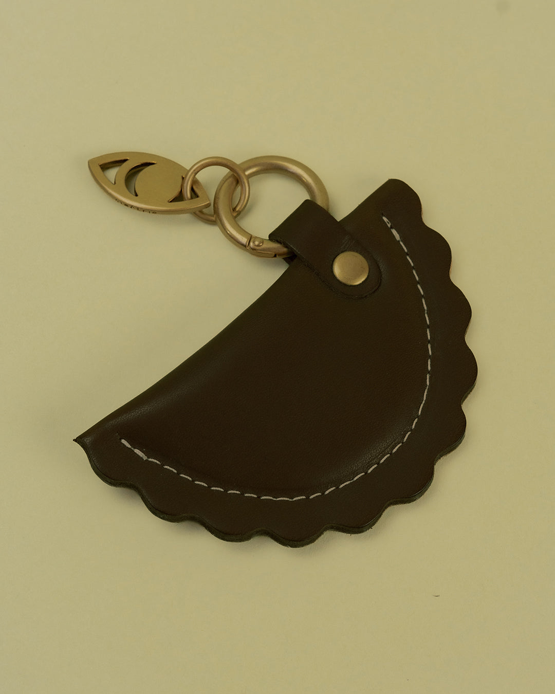 ravjul bag charm / peppercorn