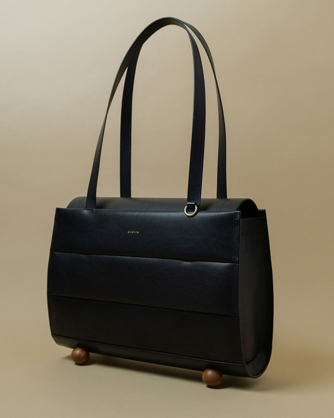 nurture tote / black rock