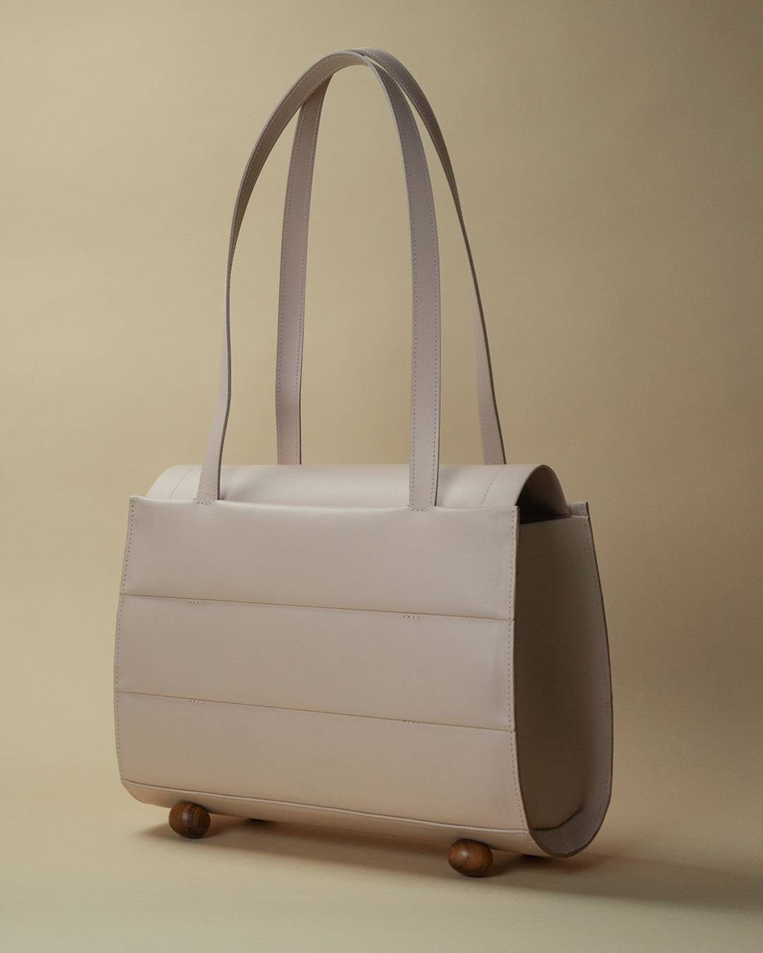 nurture tote / shell