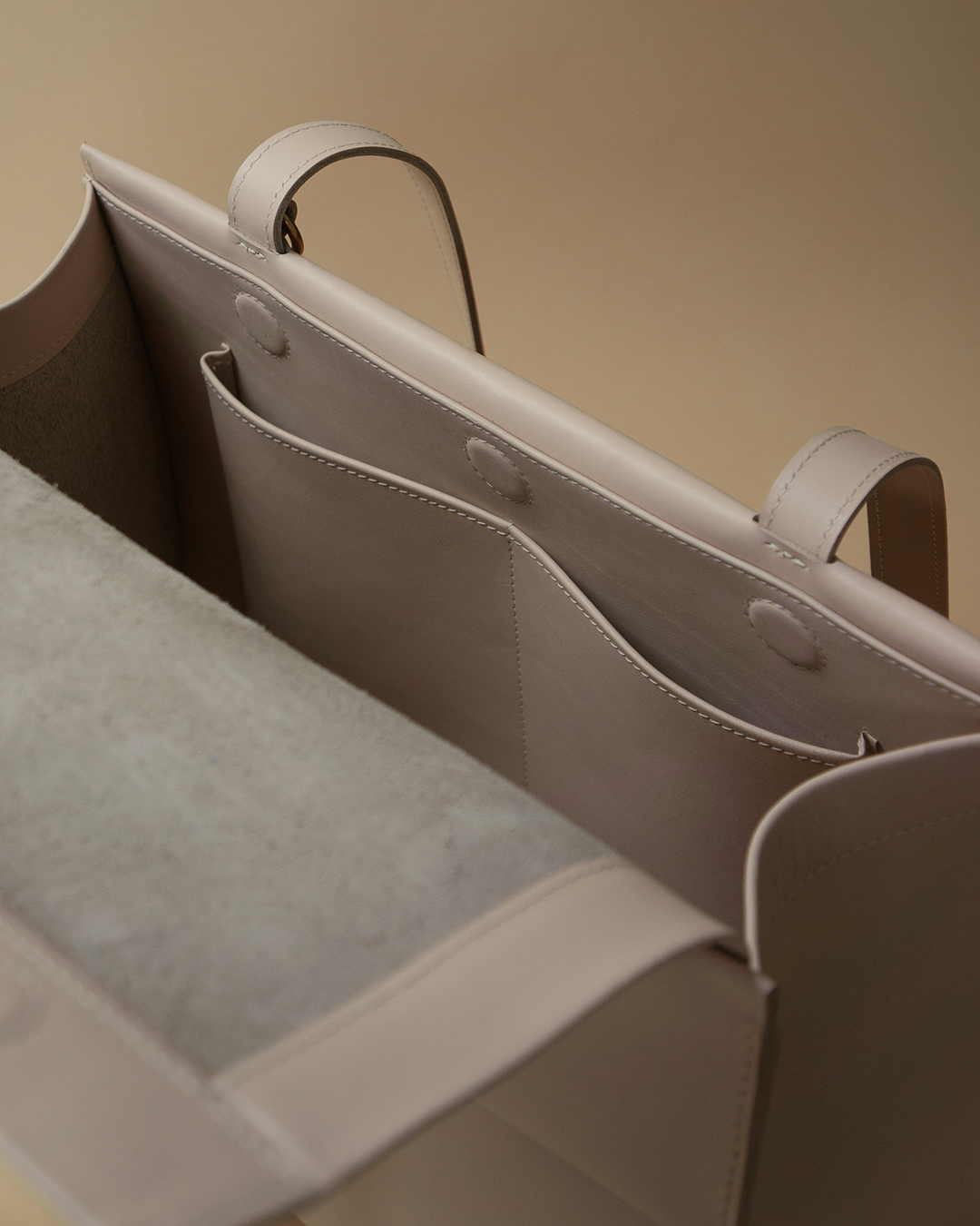 nurture tote / shell