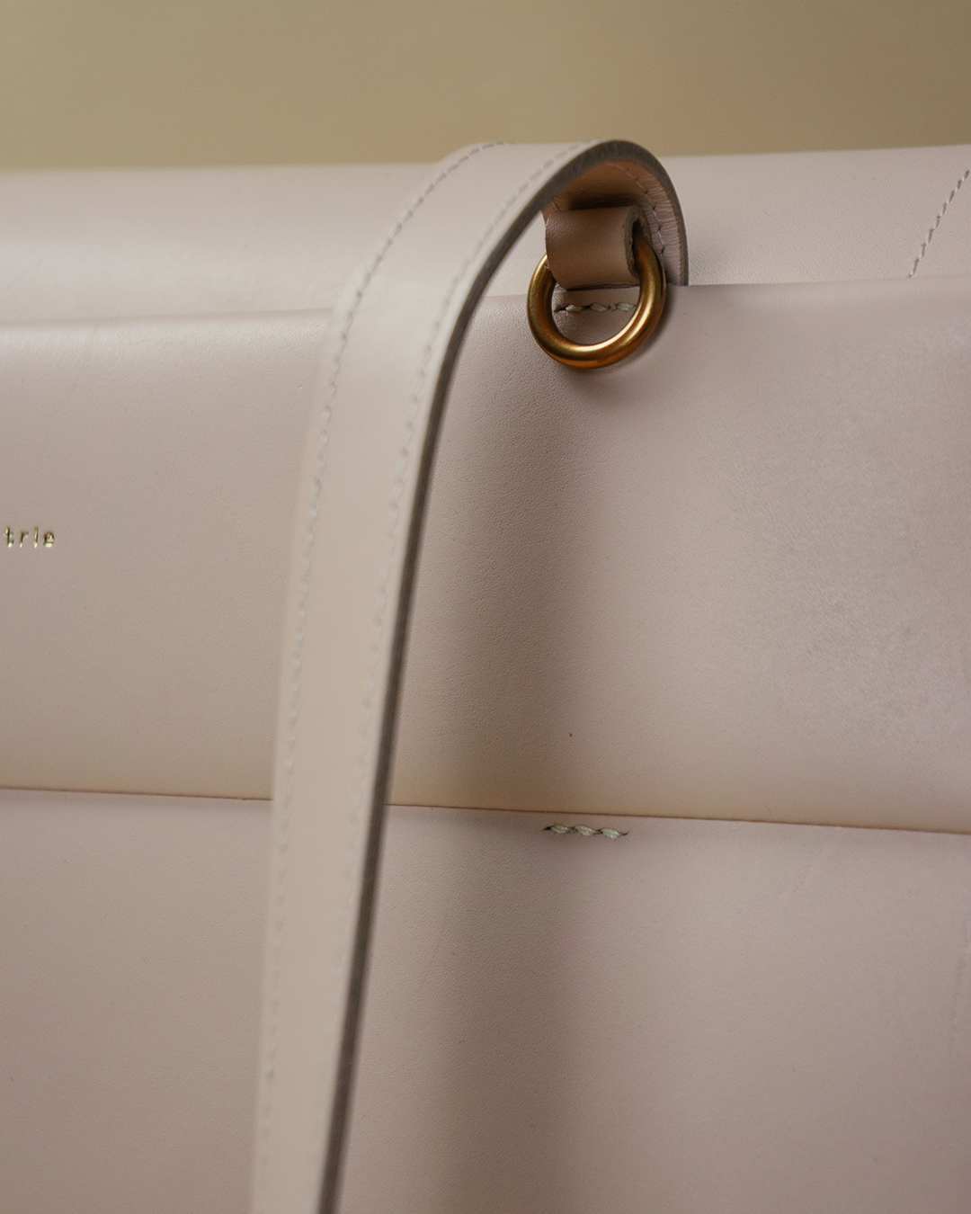 nurture tote / shell
