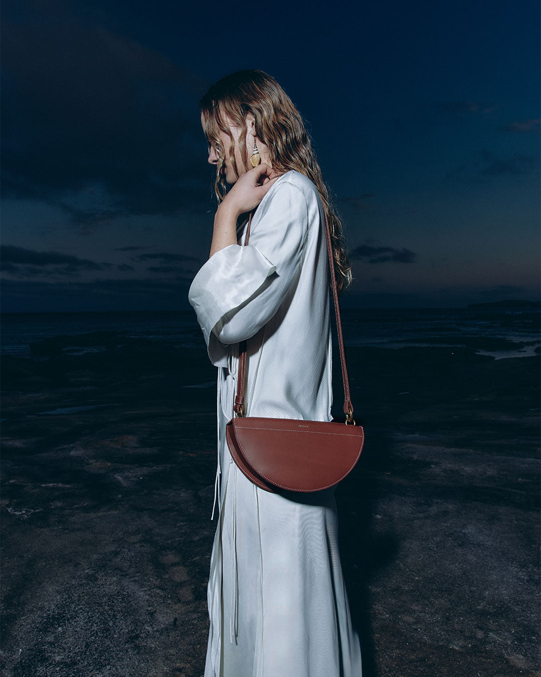 thick lune bag / red rock