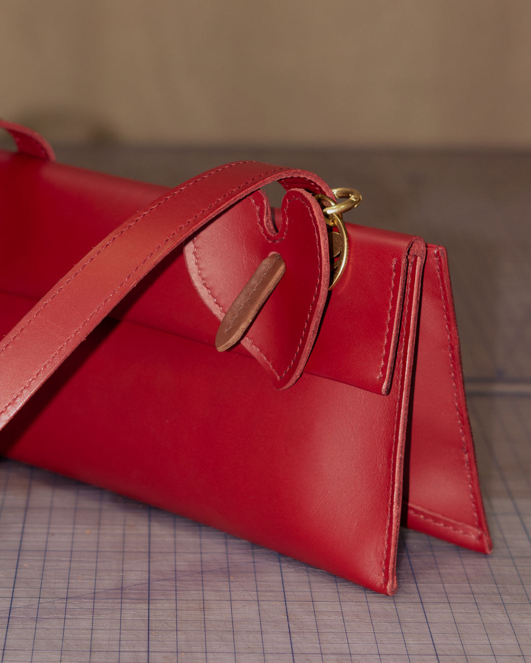 make an anthurium charm