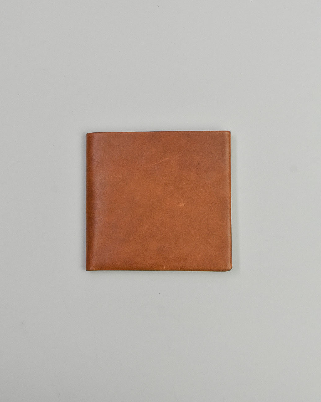 busyman x simétrie one piece bifold wallet / tan