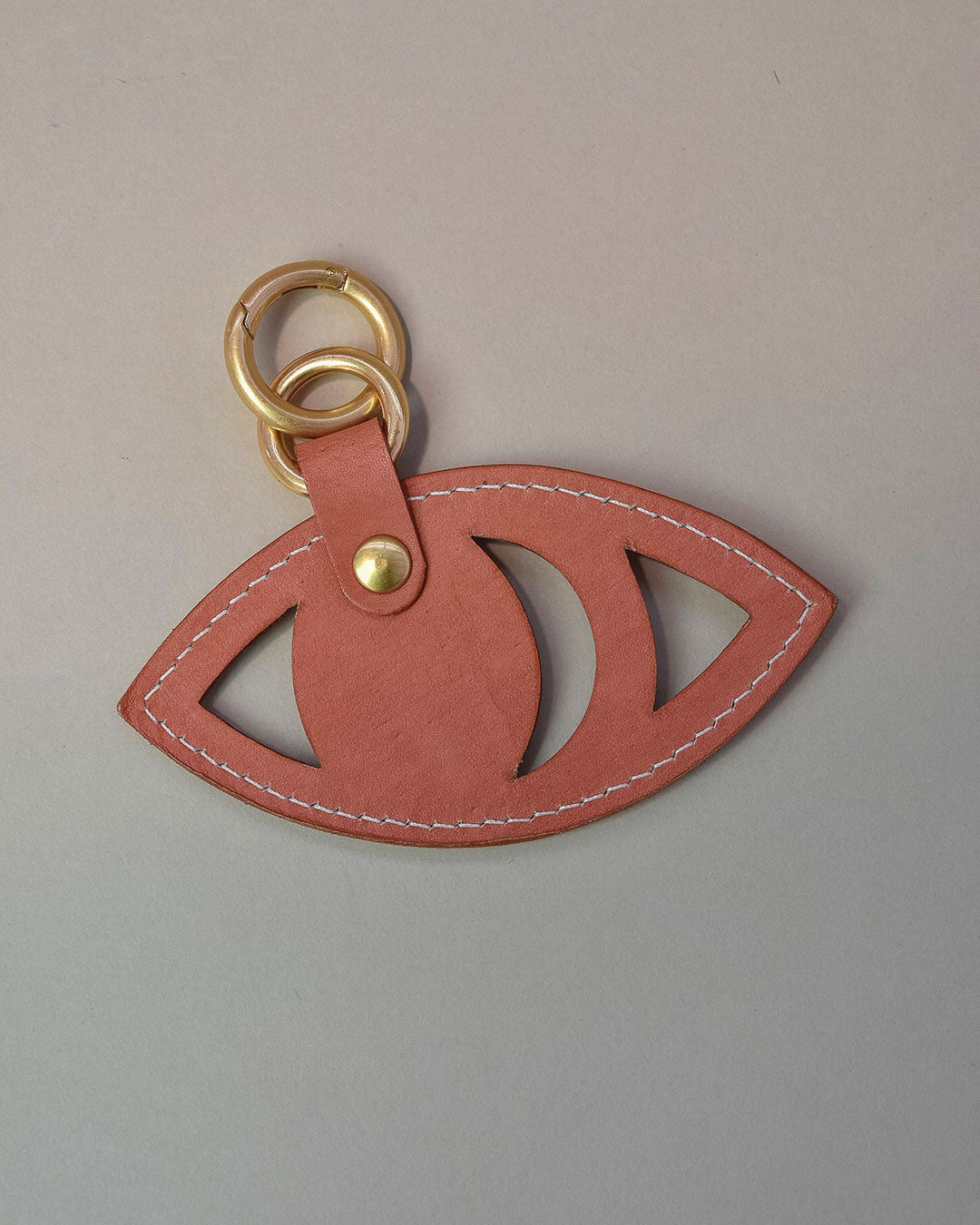 gaze bag charm / red earth