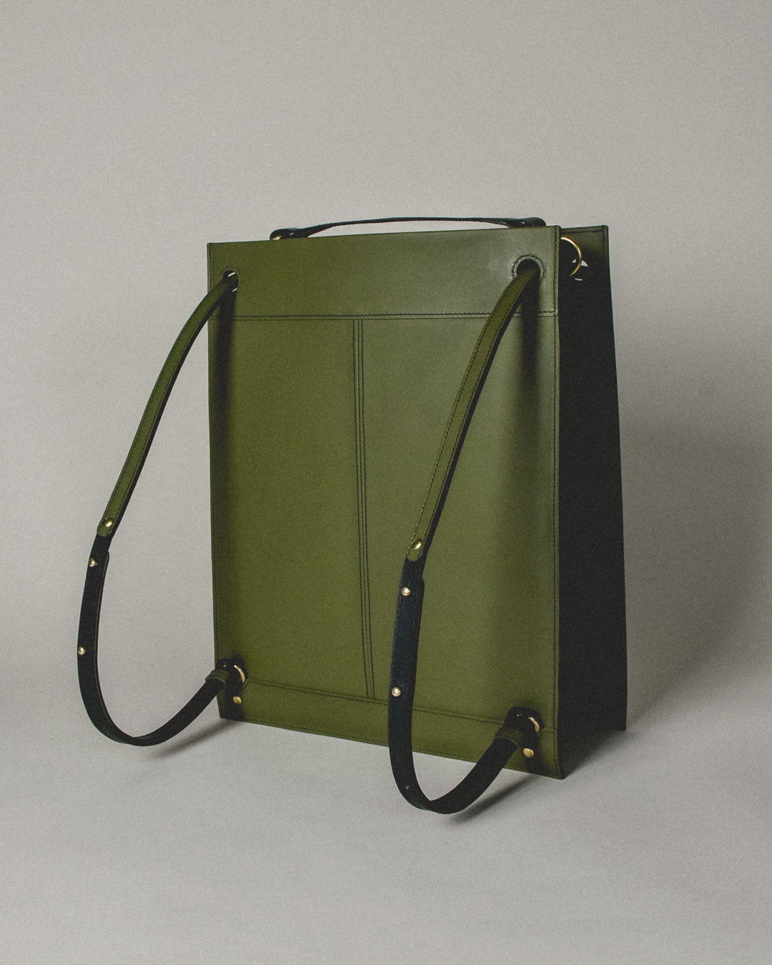 s universal tote pack / olive